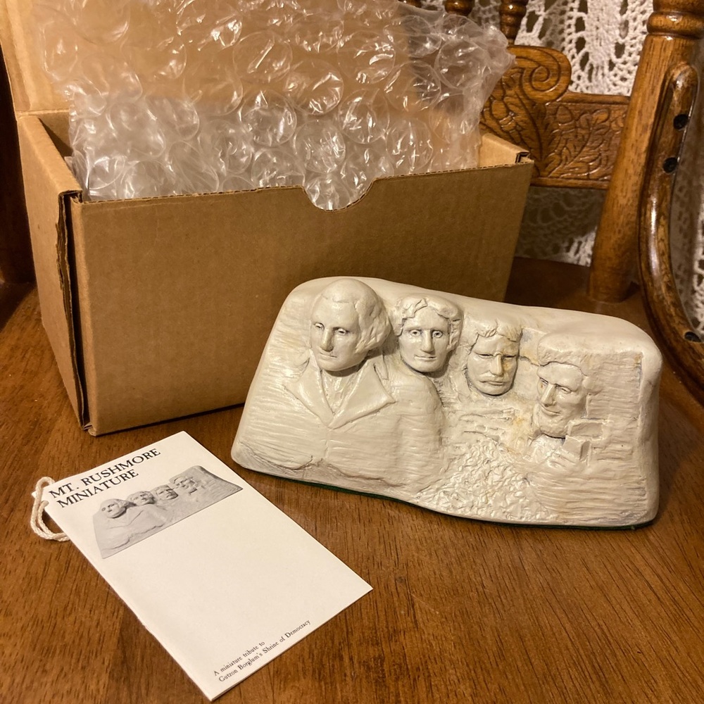 Mount Rushmore Monument Waxworks, Inc Figure With Tags and Packaging